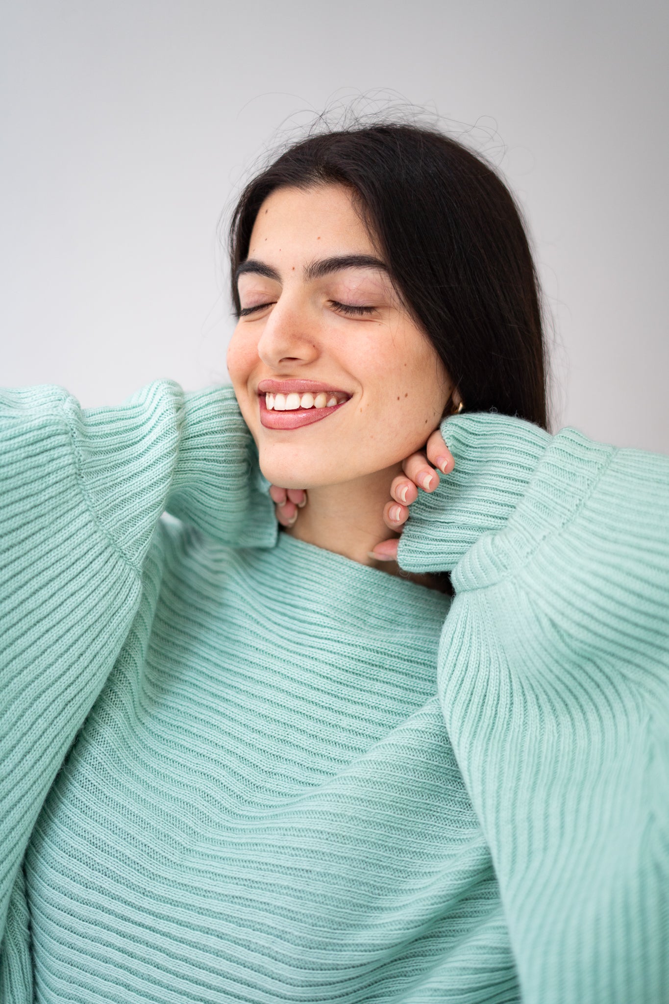 Mint Flutterfly pullover