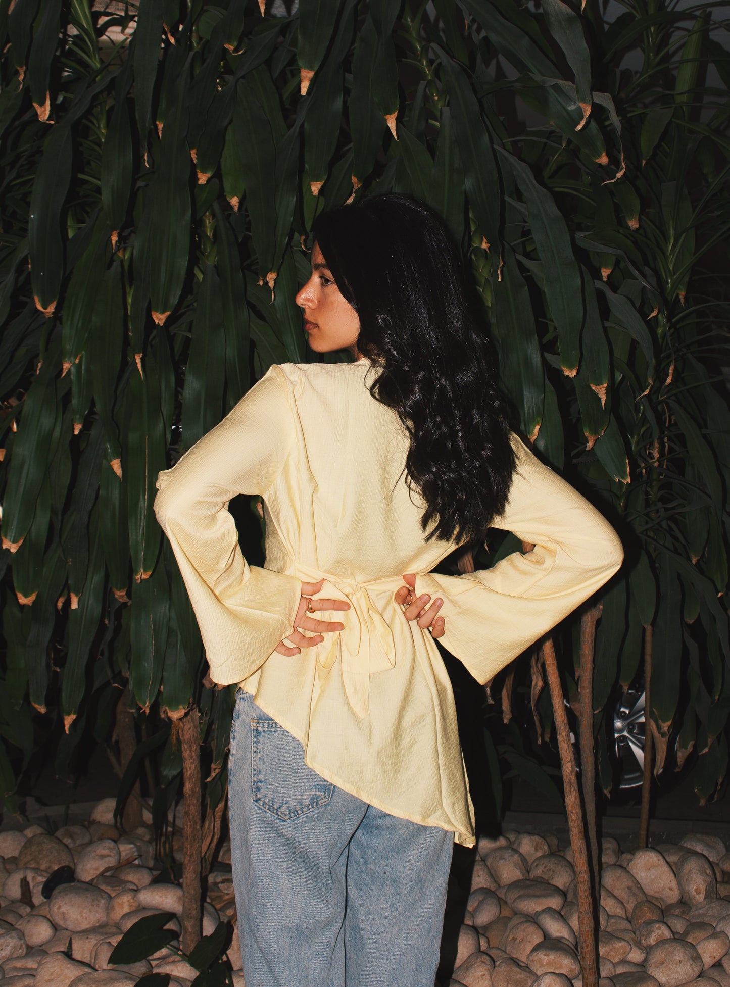 Butter yellow Blossom Top
