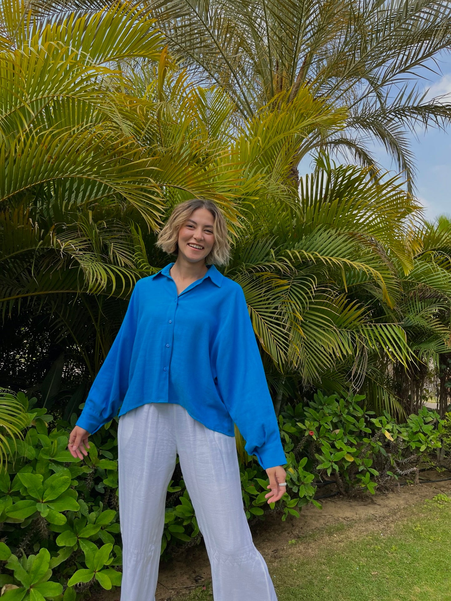 Cropped Linen Shirt - Blue