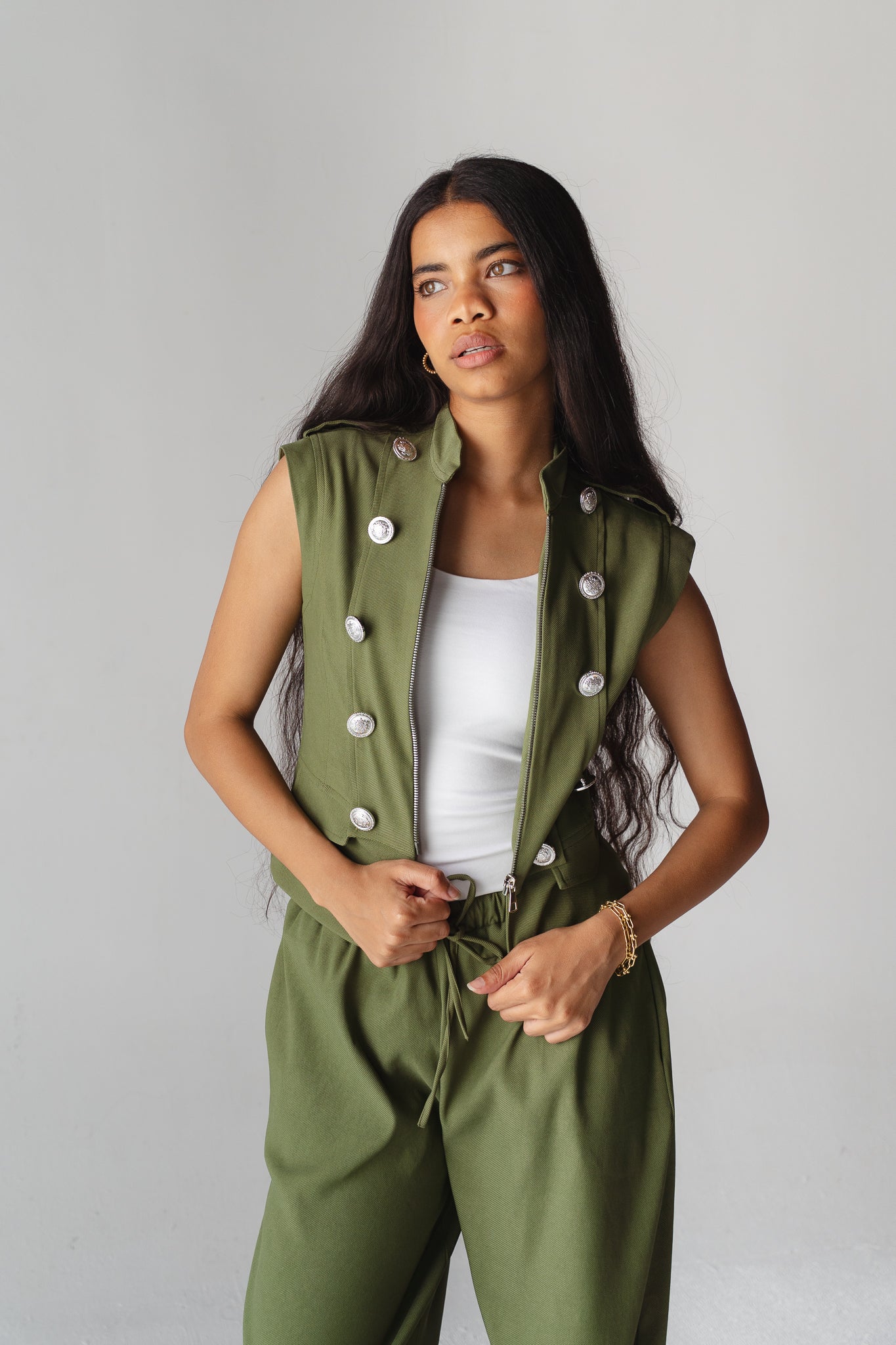 Armada Olive set