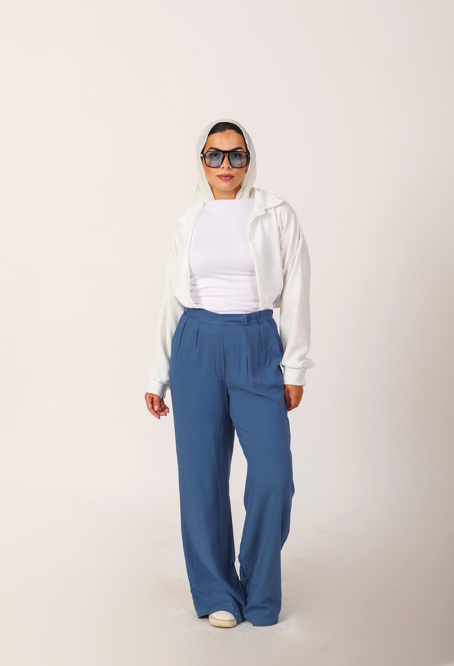 Linen High-waisted Blue Pants