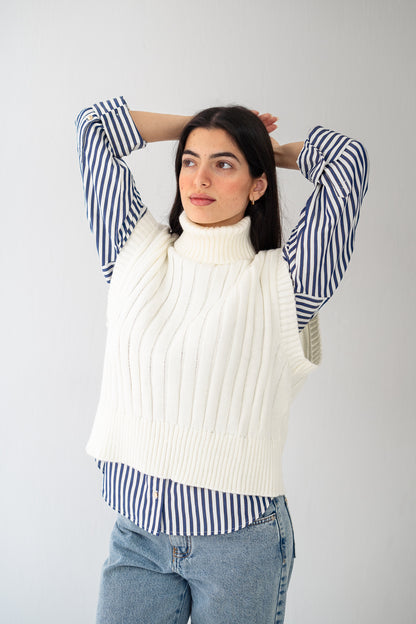 Ecru knit Vest