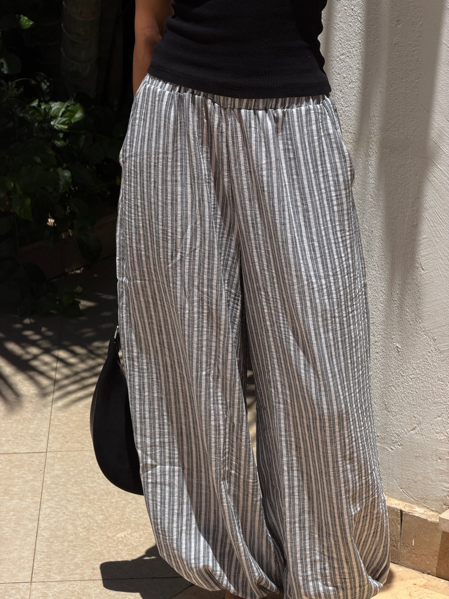 Ballon gray stripes pants