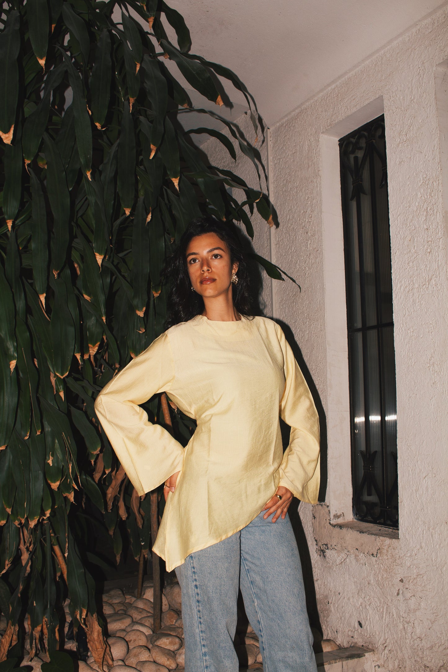 Butter yellow Blossom Top
