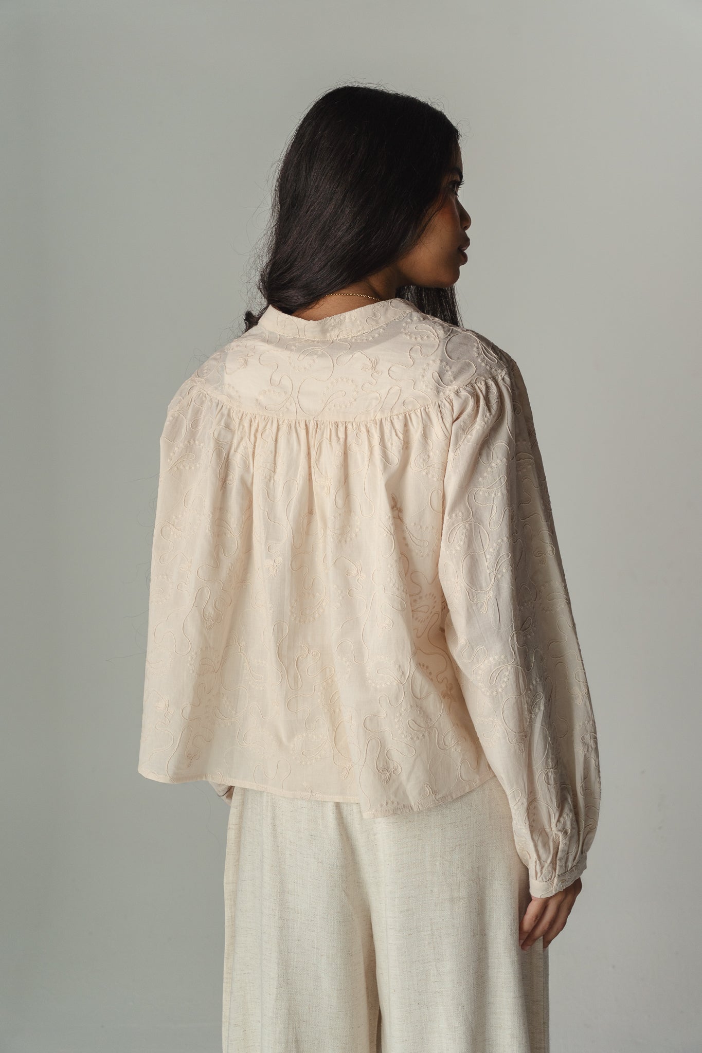 Roselle beige blouse