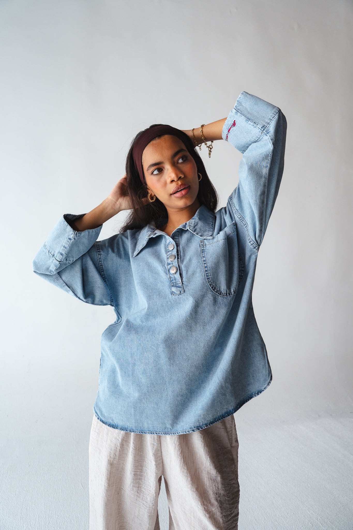 Iconic Energy light Denim top