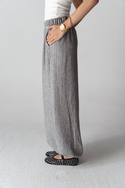 Ballon gray pants
