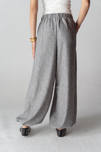 Ballon gray pants