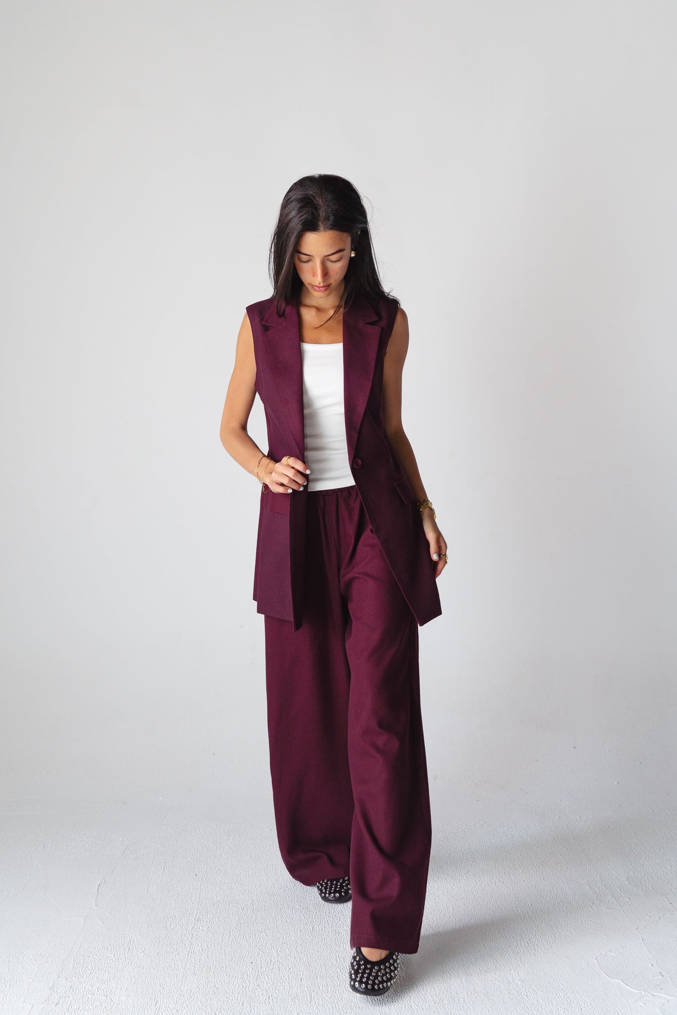 Statement burgundy linen set