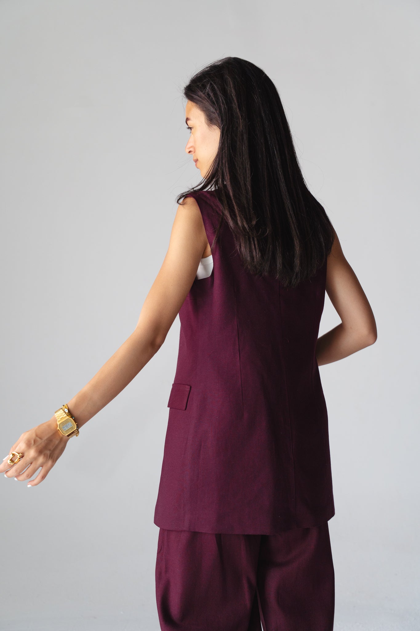 Statement burgundy linen set
