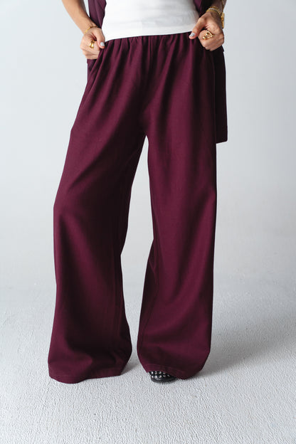 Statement burgundy linen set
