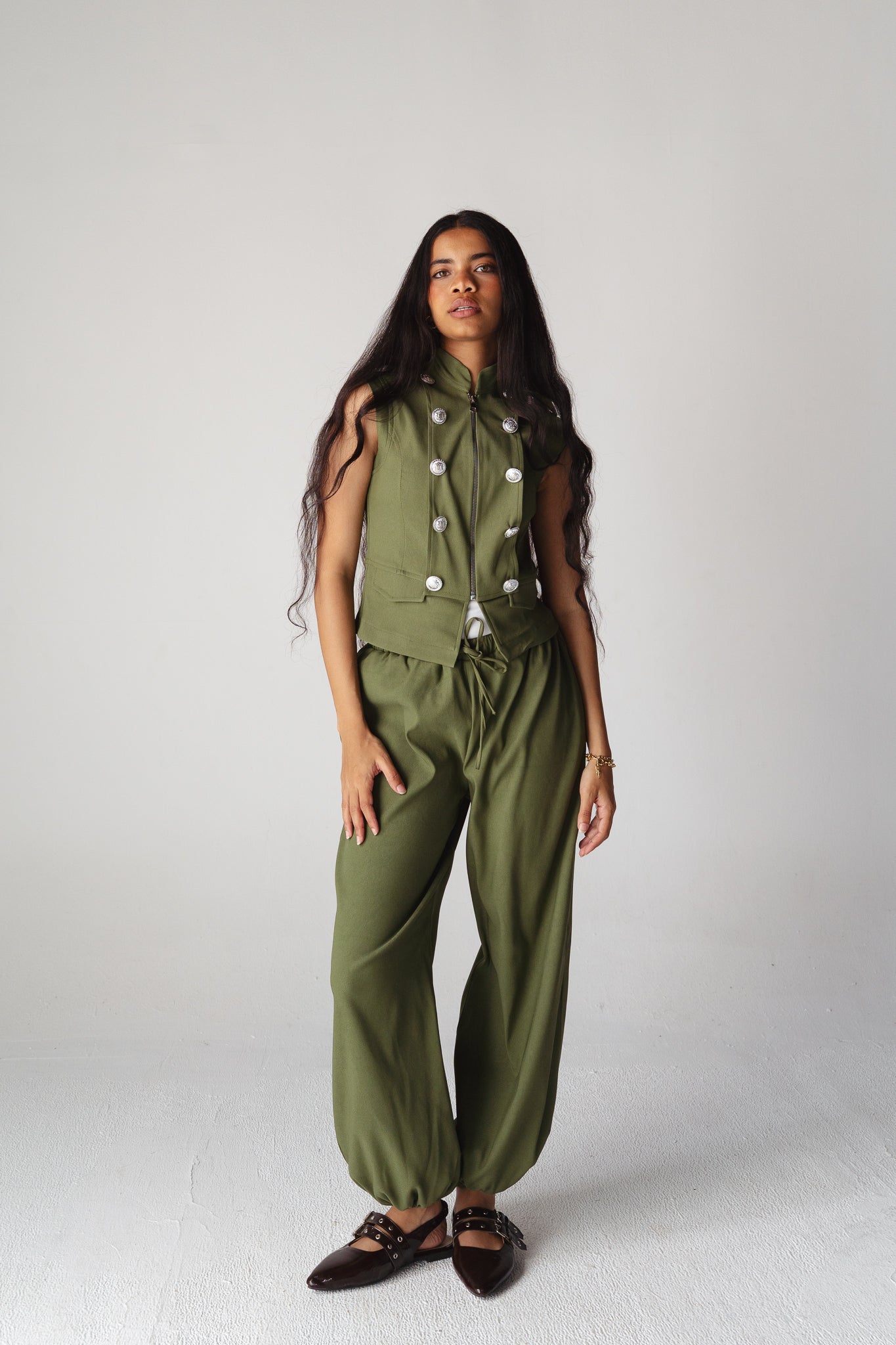 Armada Olive set