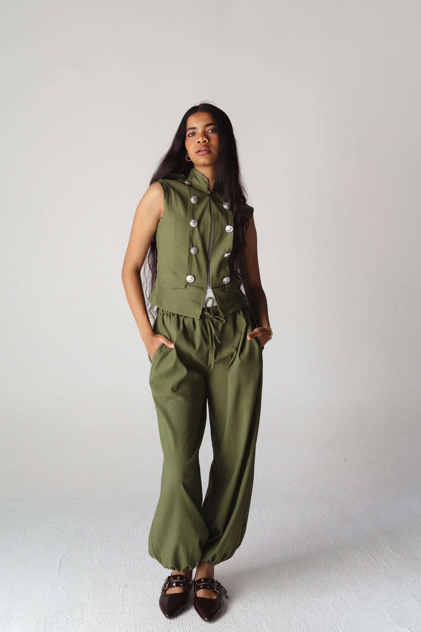 Armada Olive set