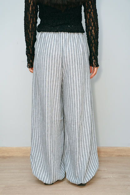 Ballon gray stripes pants