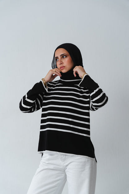 Linea Black Pullover