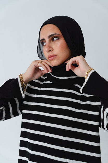 Linea Black Pullover