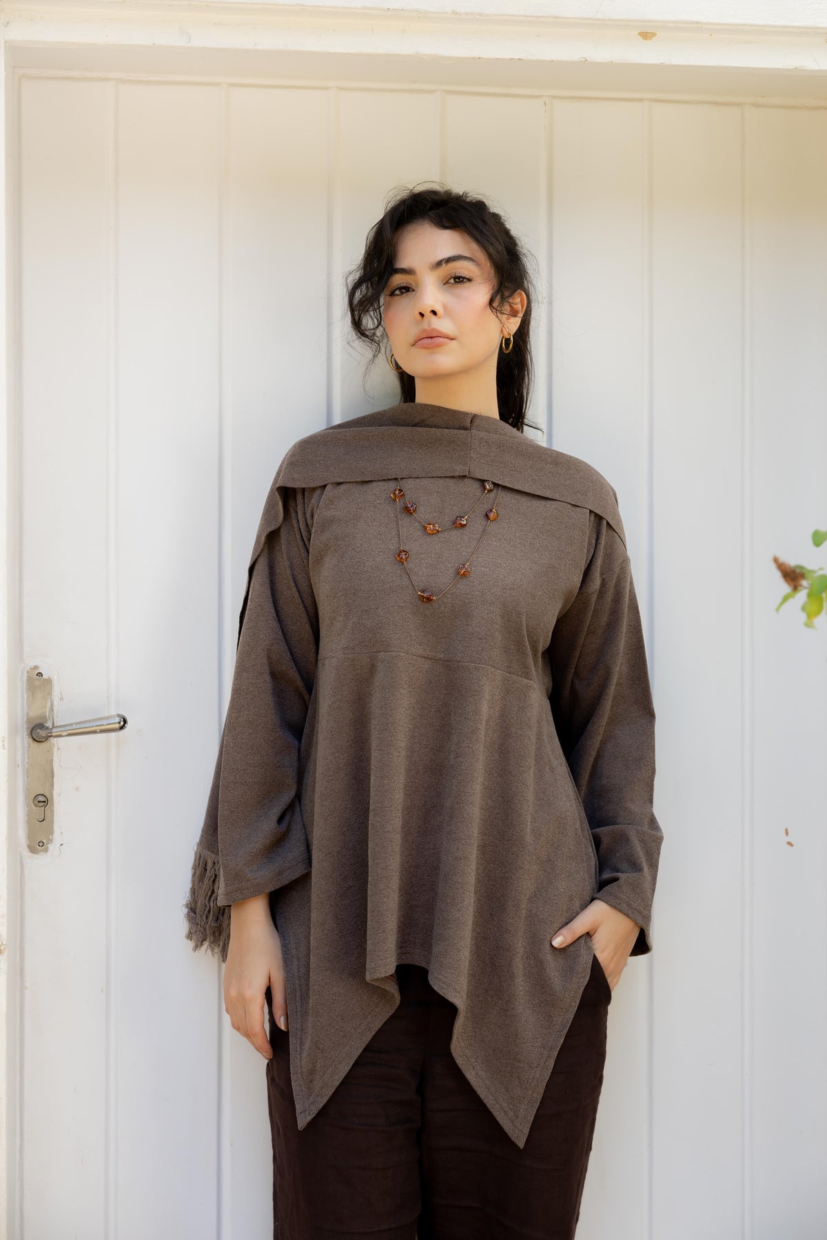 The Fringes Asymmetric Café Top